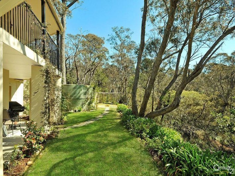 4 Fifth Avenue, Katoomba NSW 2780