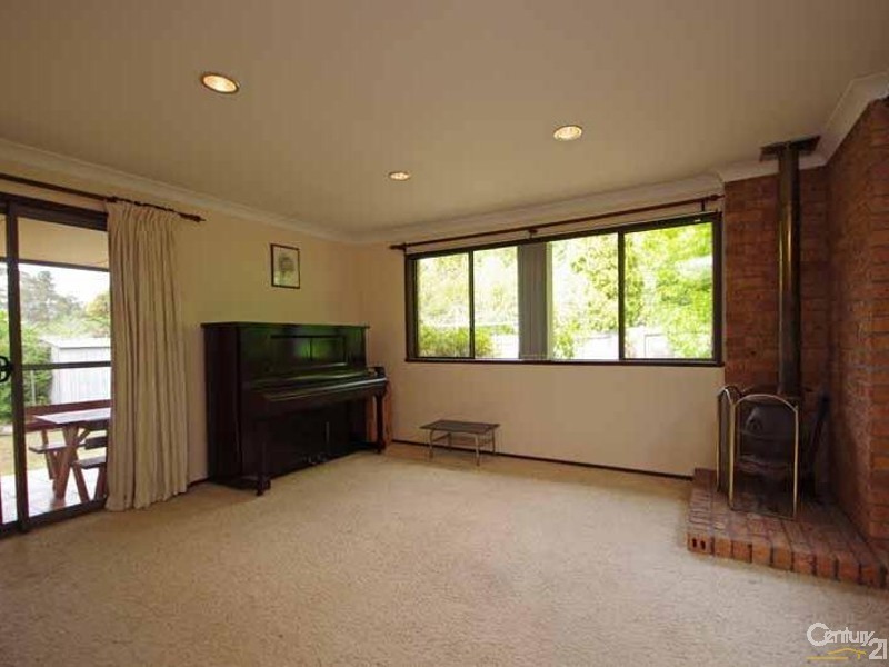 4 Forest Park Rd, Blackheath NSW 2785