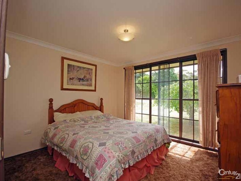 4 Forest Park Rd, Blackheath NSW 2785