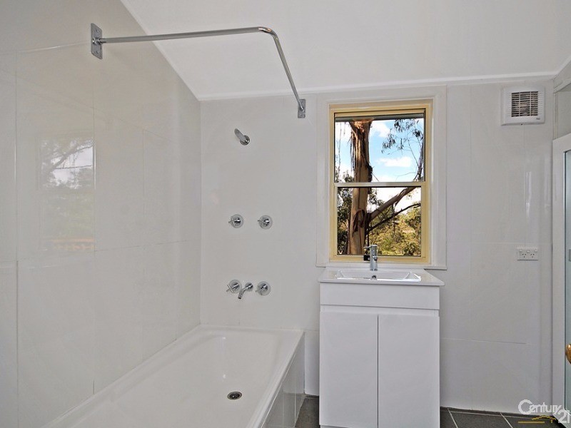 35 Carrington Ave, Mount Victoria NSW 2786