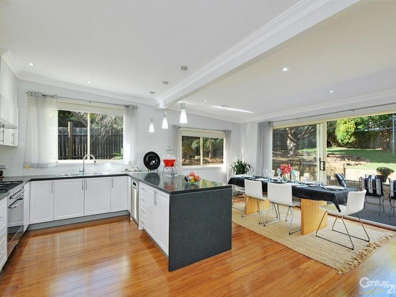 10 Gates Ave, Katoomba NSW 2780