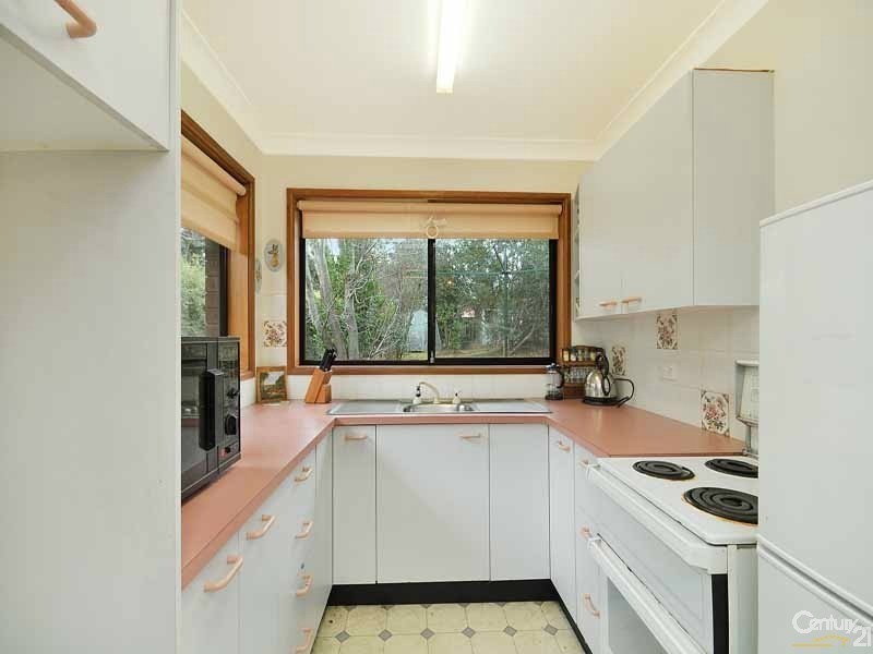5 Brightlands Ave, Blackheath NSW 2785