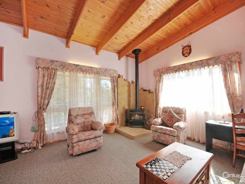 69 Kanimbla Valley Rd, Mount Victoria NSW 2786