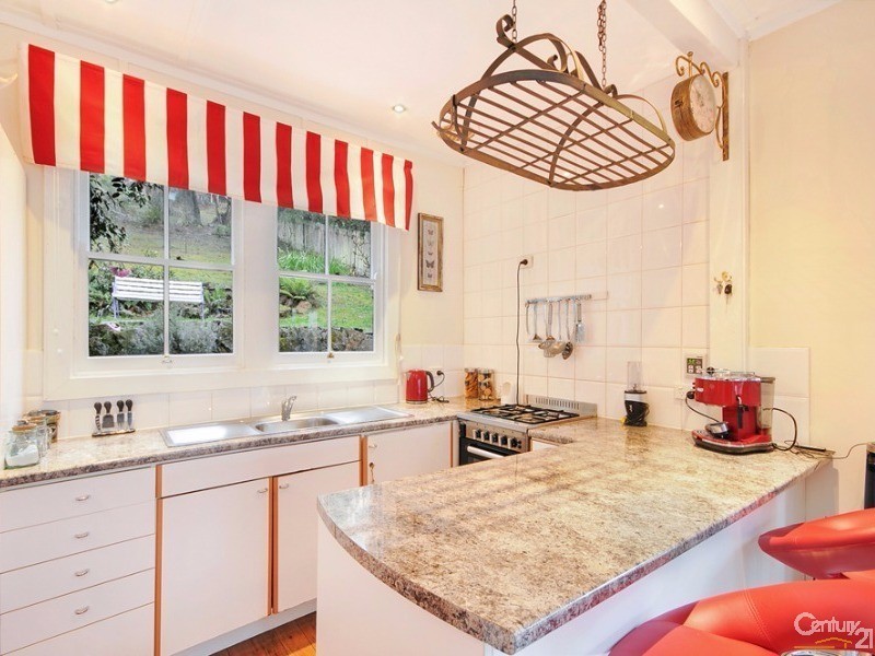 43 Dell St, Blackheath NSW 2785