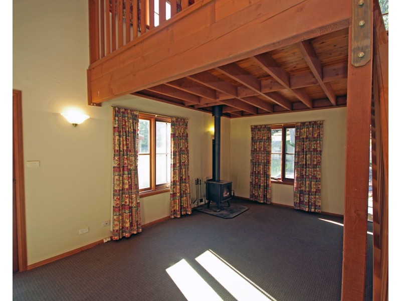 10 Ailsa St, Mount Victoria NSW 2786