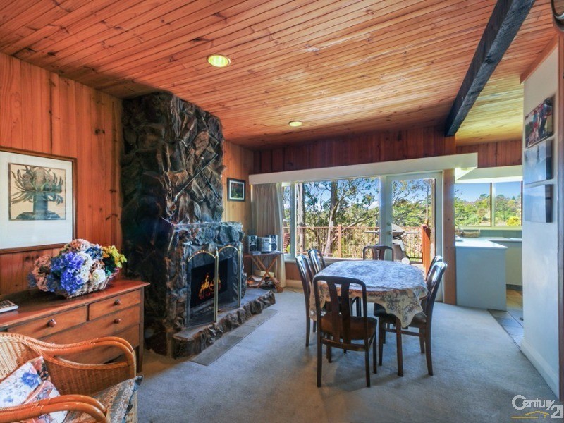 2-4 Linkview Ave, Blackheath NSW 2785