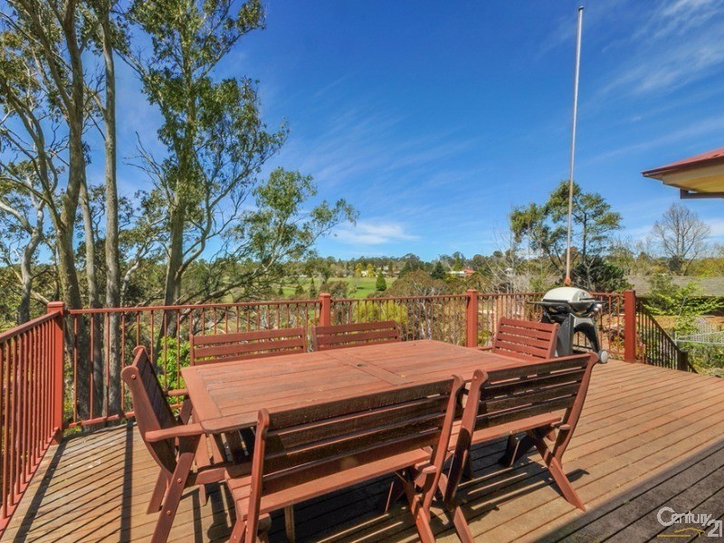 2-4 Linkview Ave, Blackheath NSW 2785