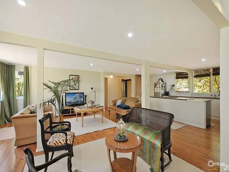 16-18 St Elmo Ave, Blackheath NSW 2785