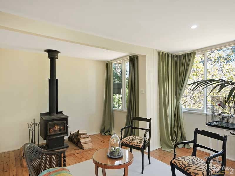 16-18 St Elmo Ave, Blackheath NSW 2785