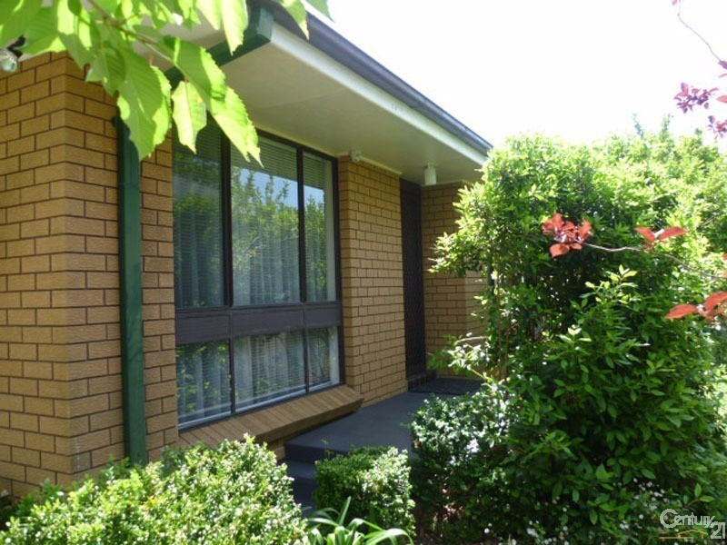 32 Railway Parade, Medlow Bath NSW 2780