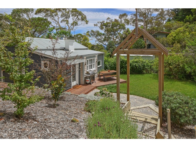 28 Bundarra St, Blackheath NSW 2785