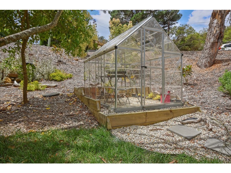 28 Bundarra St, Blackheath NSW 2785