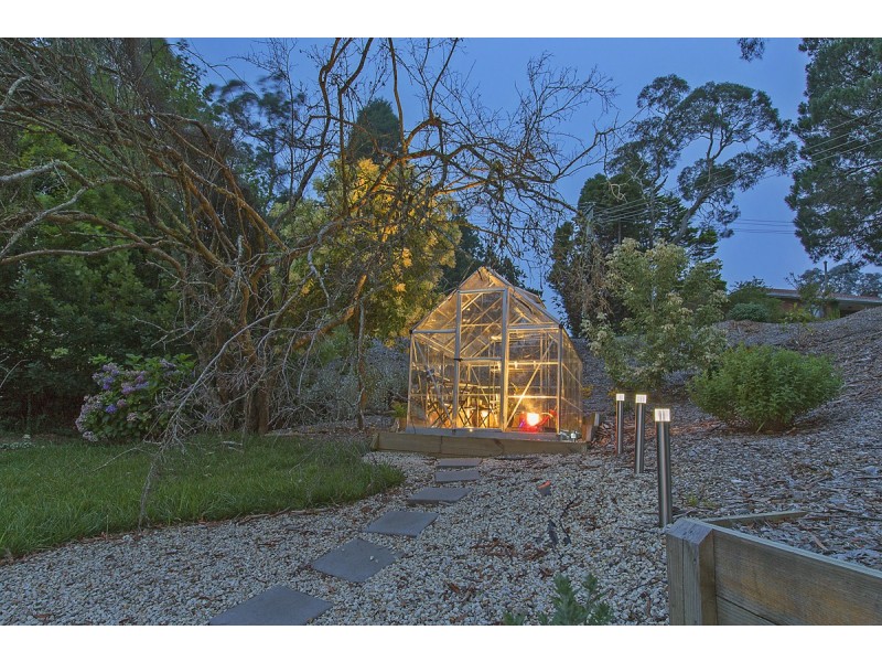 28 Bundarra St, Blackheath NSW 2785