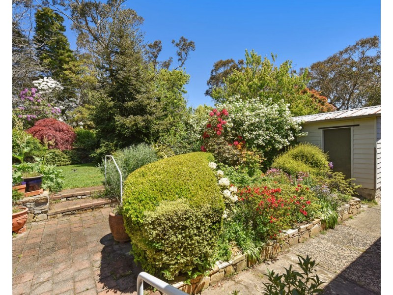 43 Railway Parade, Katoomba NSW 2780