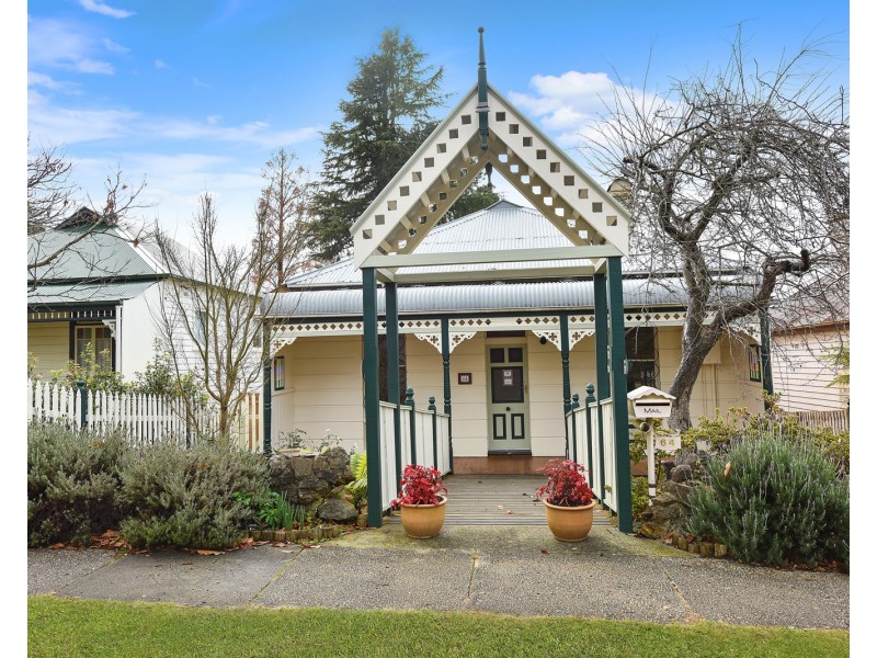 64 A Govetts Leap Road, Blackheath NSW 2785