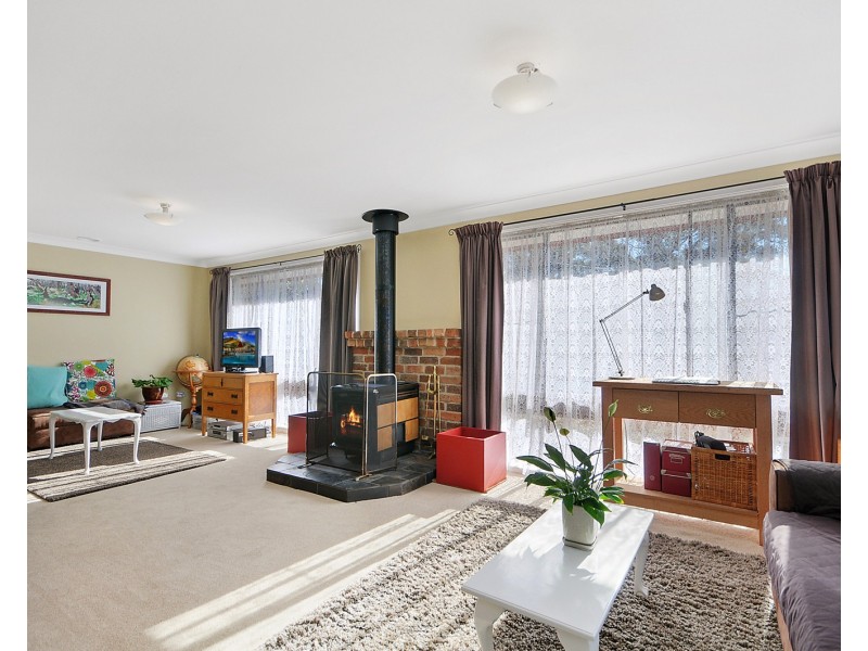 23 Sunbeam Ave, Blackheath NSW 2785
