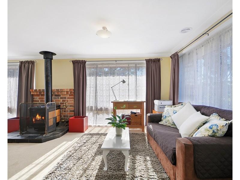 23 Sunbeam Ave, Blackheath NSW 2785