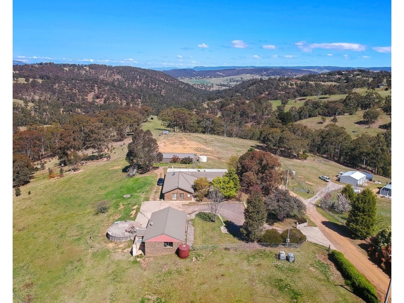 71 Daintree close, South Bowenfels NSW 2790