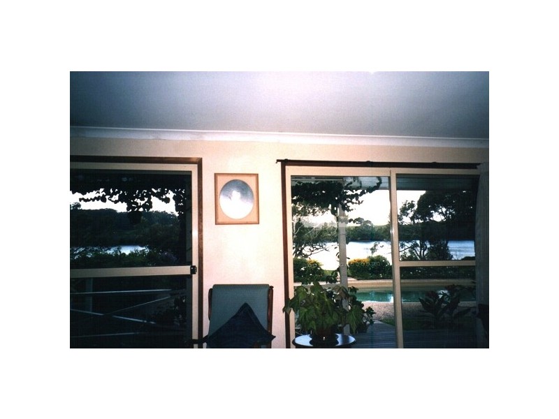 Oxley Island NSW 2430