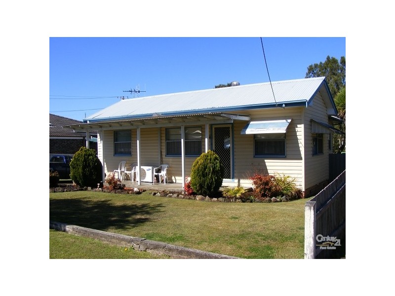 4 Mackay Street, Taree NSW 2430