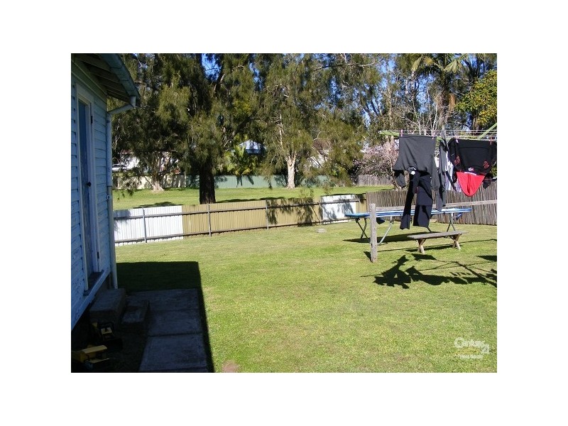 4 Mackay Street, Taree NSW 2430