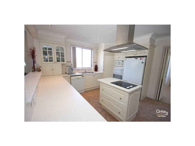 11 Cowan Rd, Taree NSW 2430