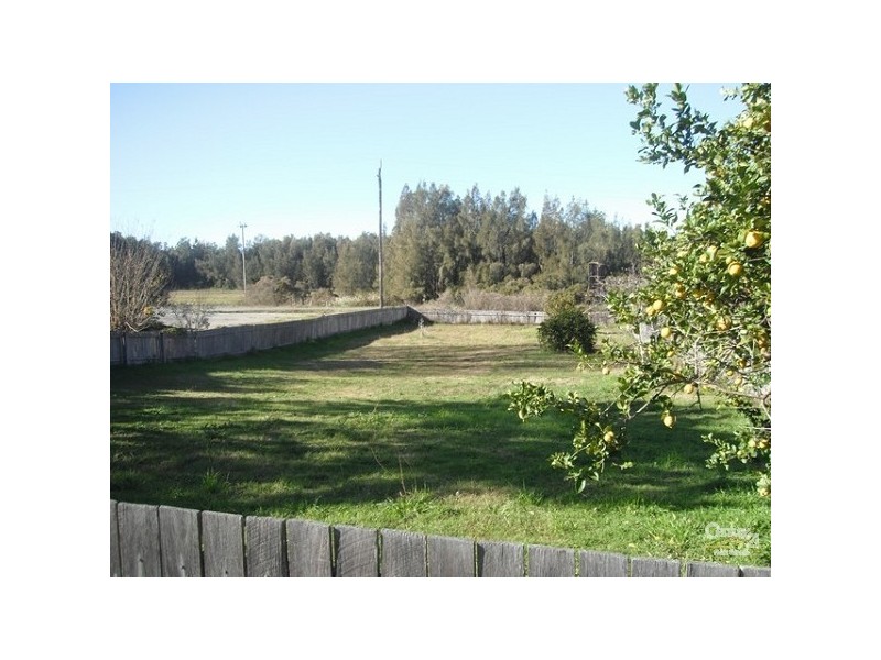 22 Macquarie Street, Coopernook NSW 2426