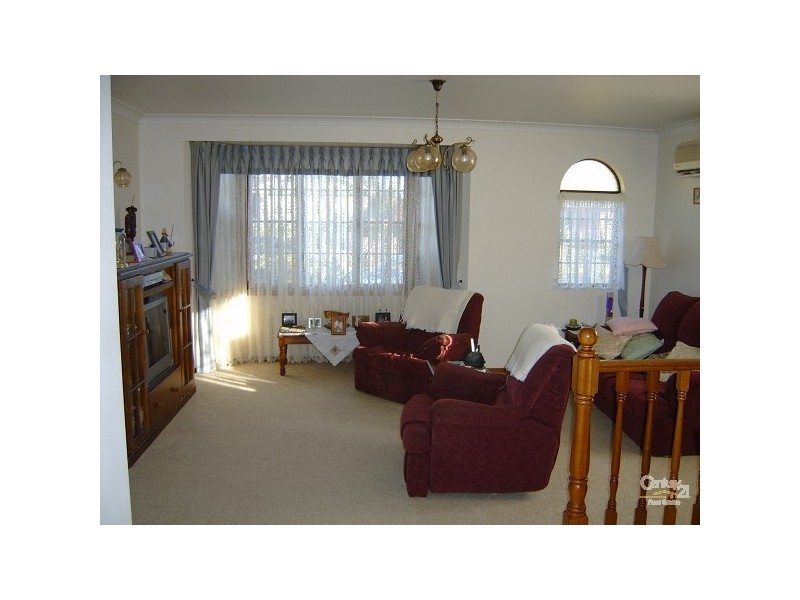 3 Amaroo Dr, Taree NSW 2430