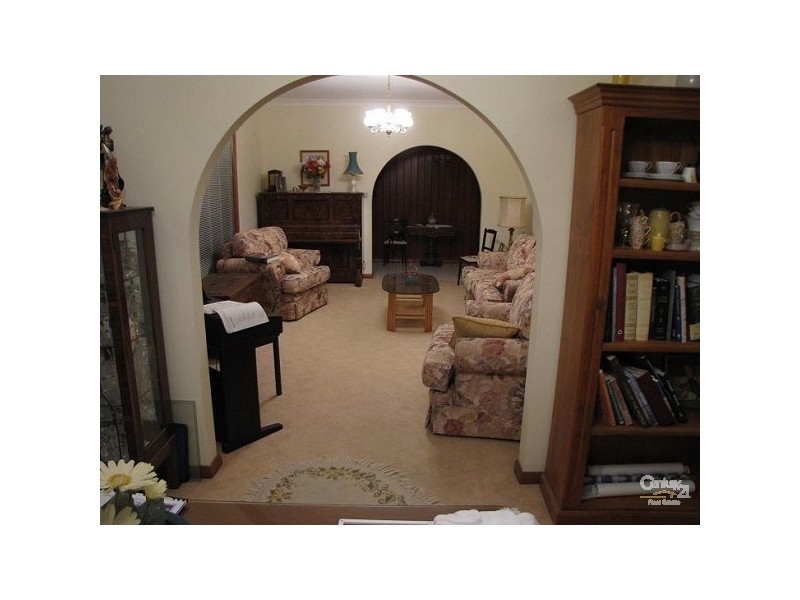 18 Iluka Cir, Taree NSW 2430