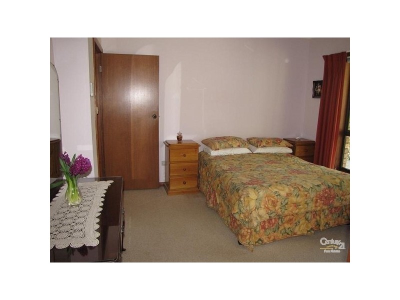 18 Iluka Cir, Taree NSW 2430