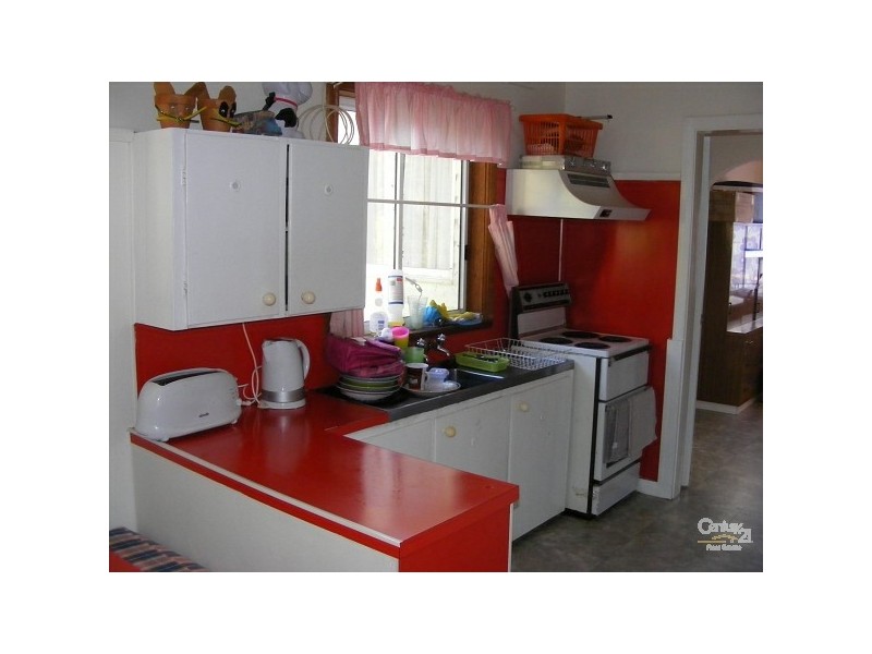 24 Smith Street, Taree NSW 2430