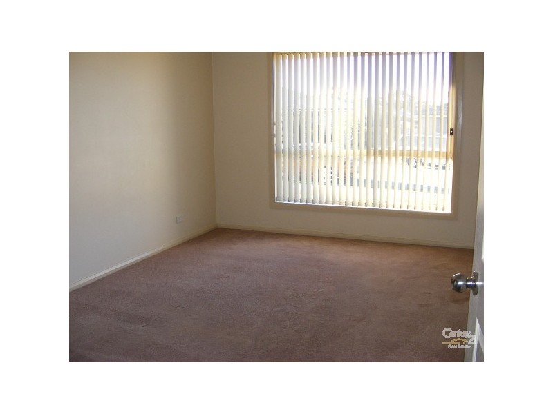 6 Albatross Way, Old Bar NSW 2430