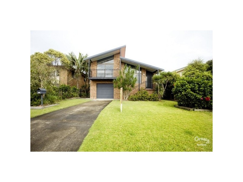 33 Ocean Dr, Wallabi Point NSW 2430