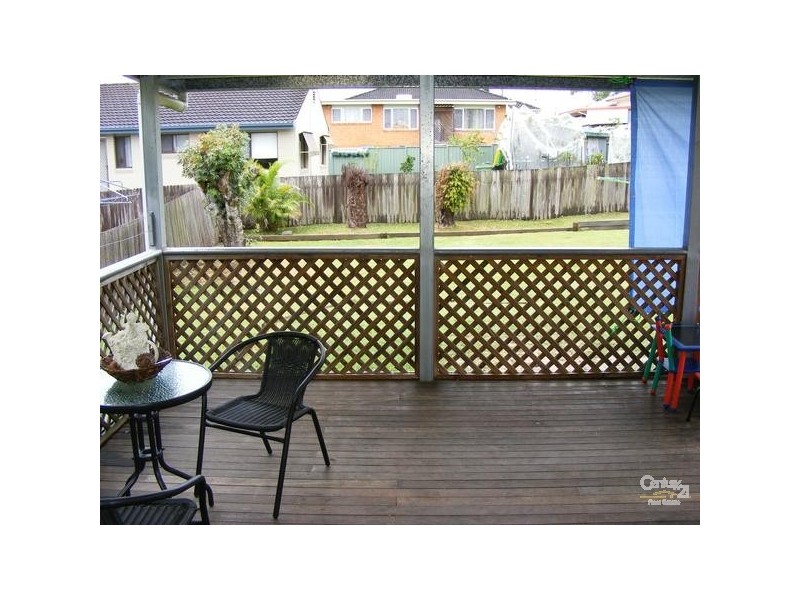 4 Pettit Ave, Taree NSW 2430