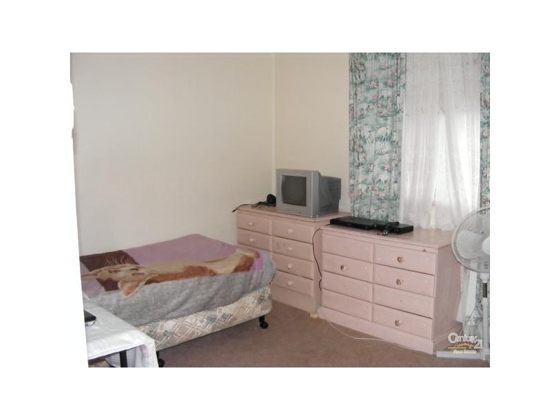 4 Pettit Ave, Taree NSW 2430