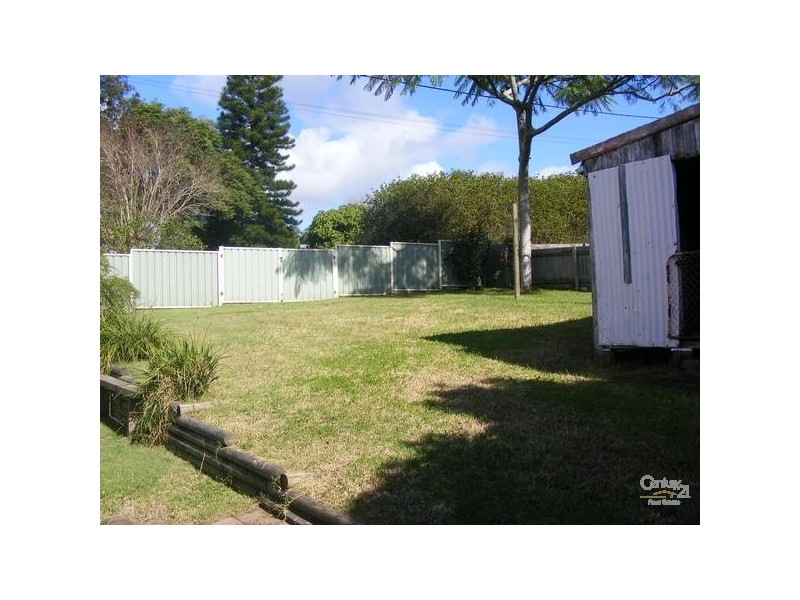 8 Claxton, Tinonee NSW 2430