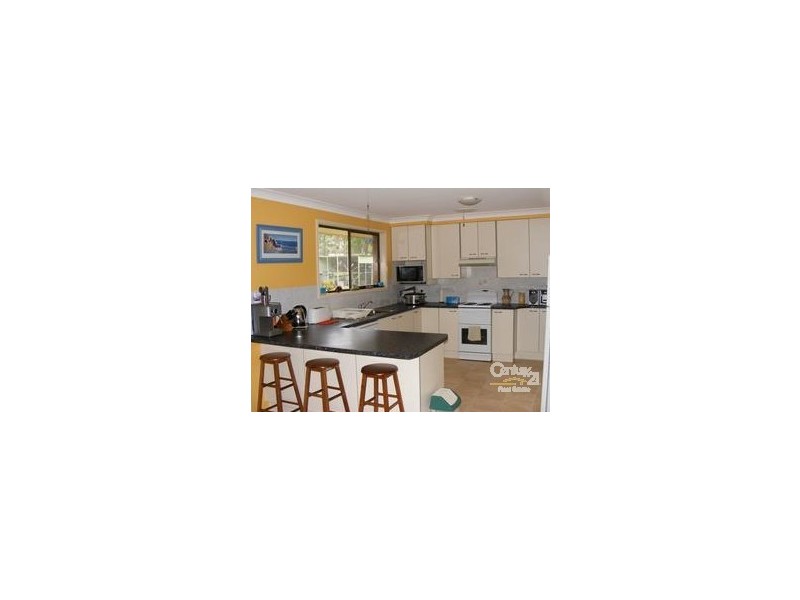 3 Malcolms Rd, Pampoolah NSW 2430