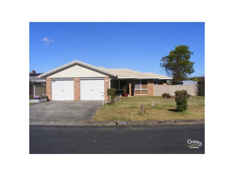 5 Gleneagle Street, Taree NSW 2430
