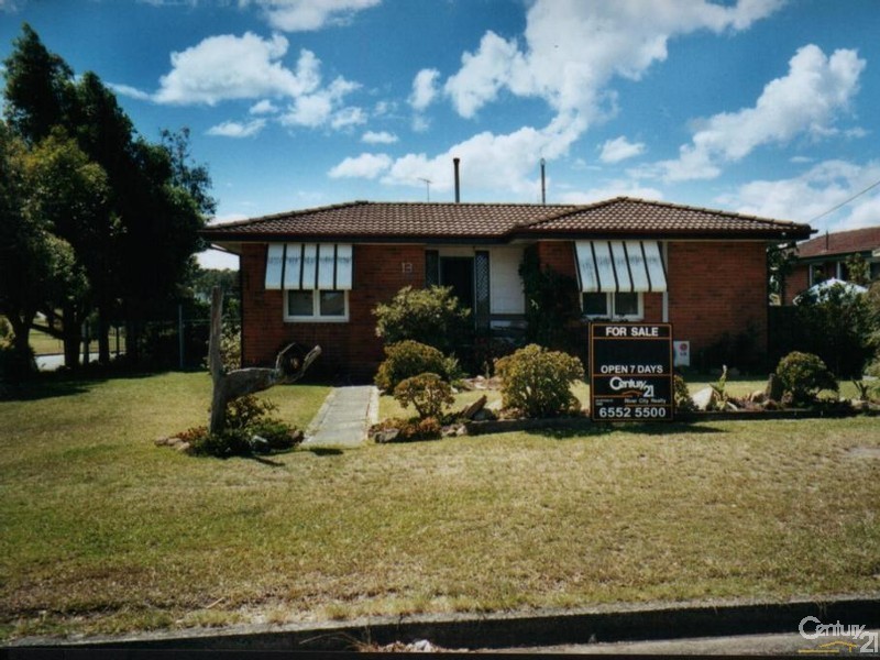 13 Ronald Road, Taree NSW 2430
