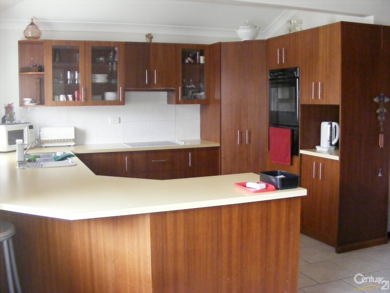 11 Boyce Street, Taree NSW 2430