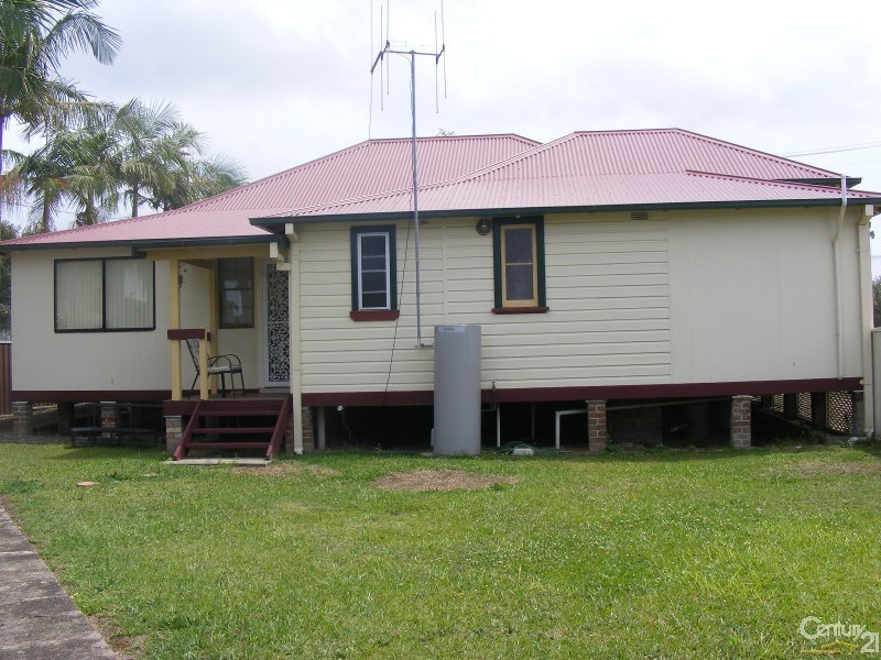11 Boyce Street, Taree NSW 2430