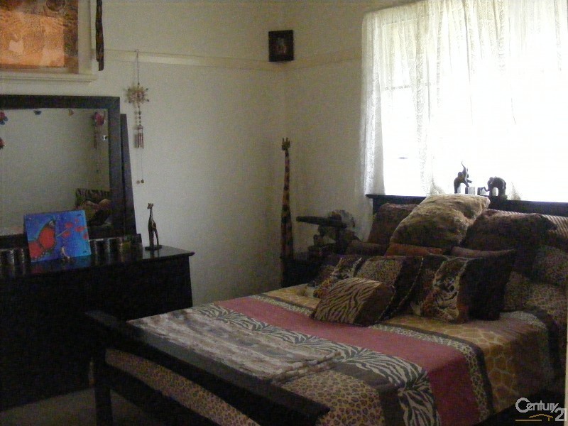 11 Boyce Street, Taree NSW 2430