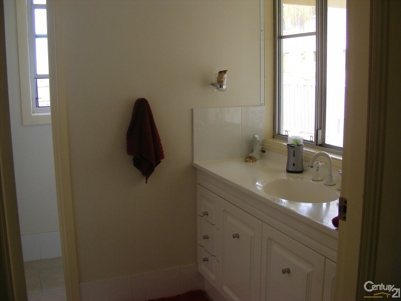 11 Boyce Street, Taree NSW 2430