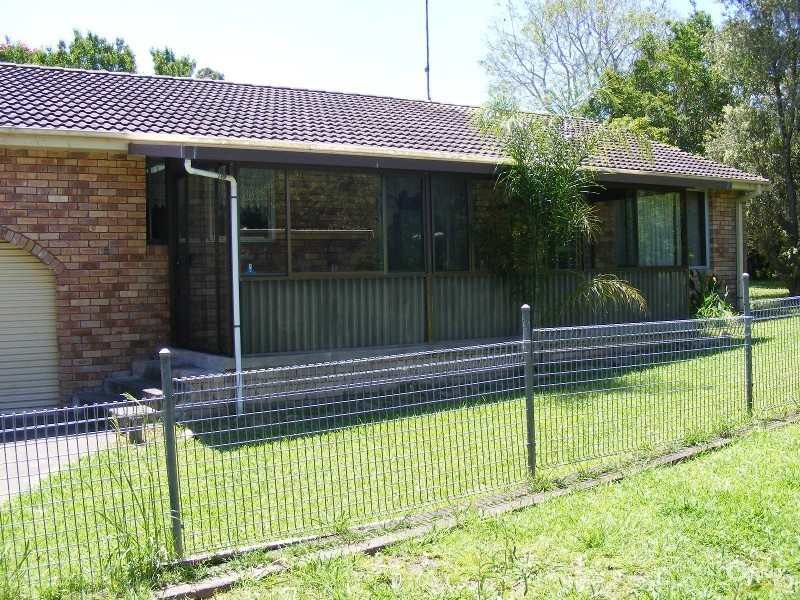 36 Warrina Close, Taree NSW 2430