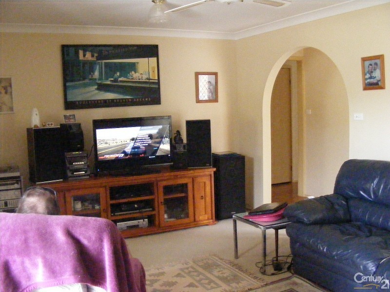 9 Lawson Crescent, Taree NSW 2430