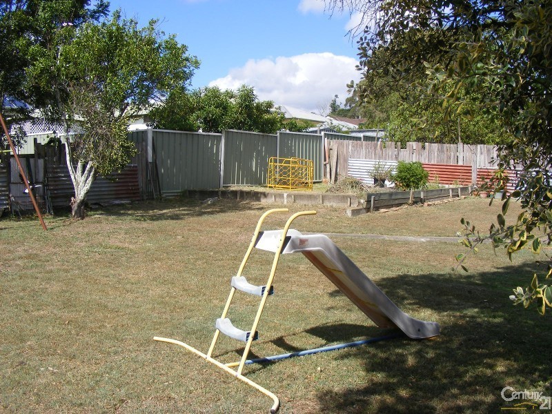 8 Pettitt Avenue, Taree NSW 2430