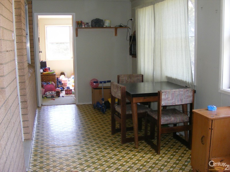 8 Pettitt Avenue, Taree NSW 2430