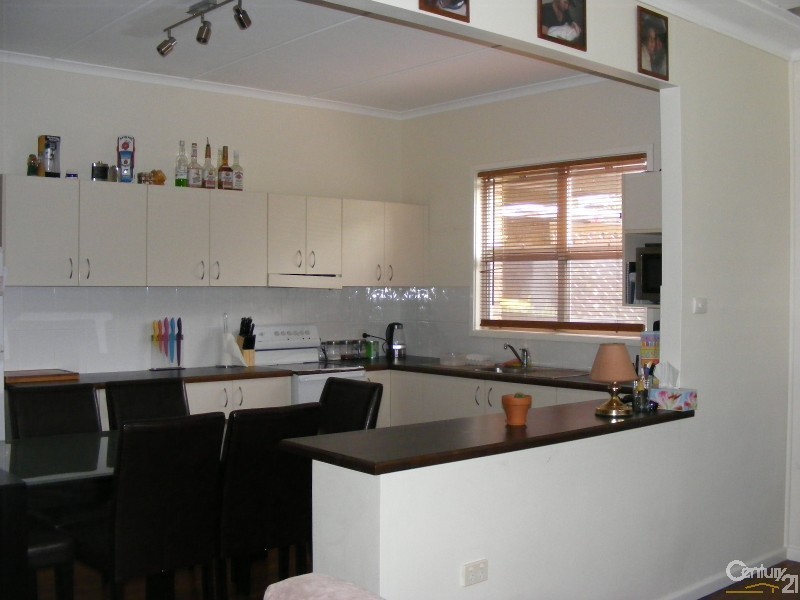 46 FLETT ST,, Taree NSW 2430