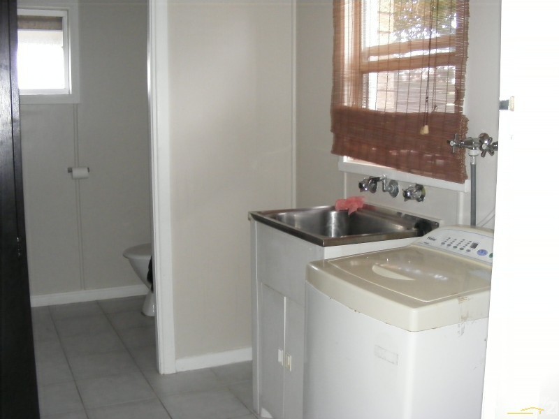 46 FLETT ST,, Taree NSW 2430