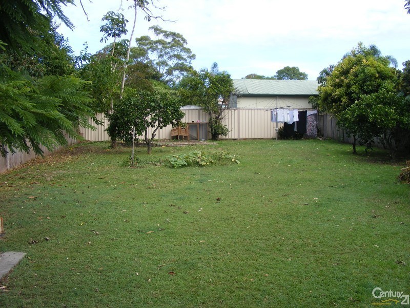 46 FLETT ST,, Taree NSW 2430